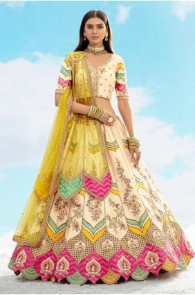 Lehenga choli en soie crème brodée avec dupatta LC8469