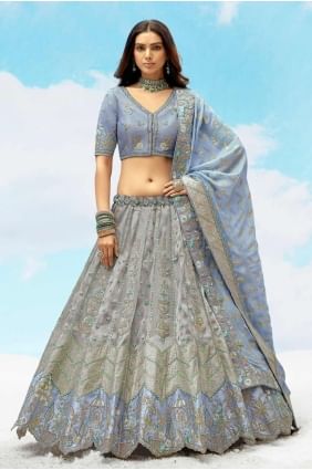 Lehenga Choli en soie brodée bleue avec Dupatta LC8472
