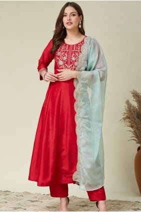 Anarkali rose en soie brodée AS4323