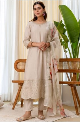 Salwar Kameez en soie crème brodée avec dupatta SK156058