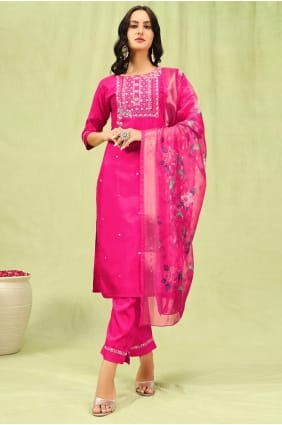 Salwar Kameez rose en soie brodée avec dupatta SK15845