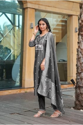 Ensemble salwar en soie brodée grise pour l'Aïd SK156012