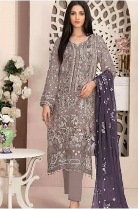 tailleur pantalon droit brodé en georgette beige SK155113