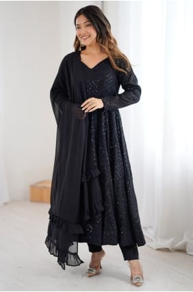 Ensemble Anarkali en georgette noire avec dupatta AS4229