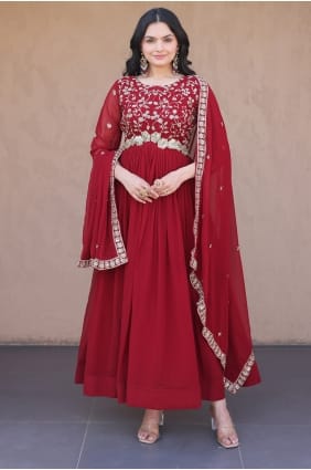 Robe longue en georgette synthétique bordeaux avec broderies GW1288