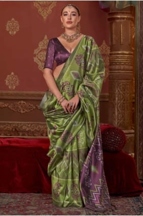 Sari vert en soie brodée avec chemisier assorti SR29555