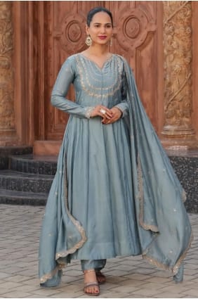 Ensemble Anarkali en soie brodée grise AS4234