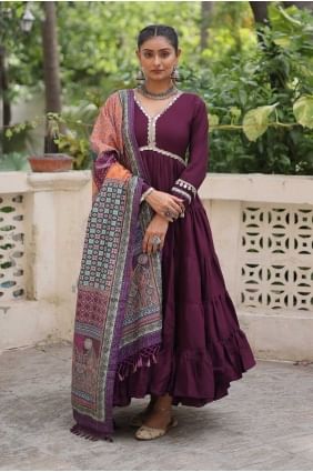 Robe longue en soie avec dentelle couleur vin GW1189