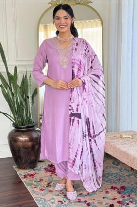 salwar kameez lavande en viscose brodée SK155164