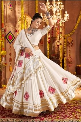 Lehenga Choli Blanc Cassé en Viscose Designer avec Dupatta LC8545