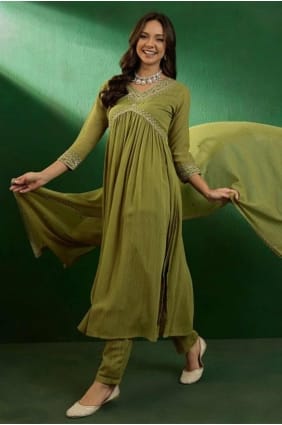 Mahendi brodé Salwar Kameez en georgette SK155362