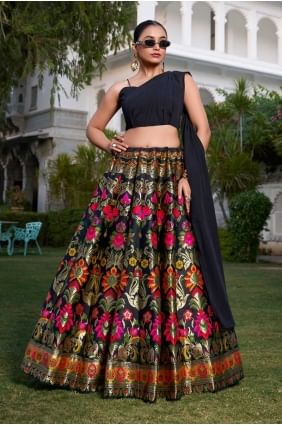 Lehenga Choli en soie Banarasi multicolore avec tissage LC8612