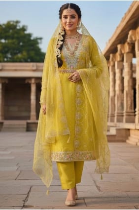 Salwar Kameez moutarde avec Chanderi brodé SK15692