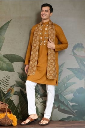 Kurta brodée en viscose moutarde pour homme avec dupatta KURR601