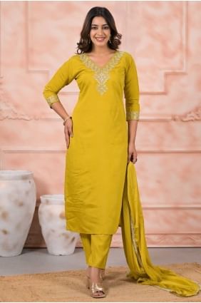 Salwar Kameez moutarde en chanderi avec broderie SK155671