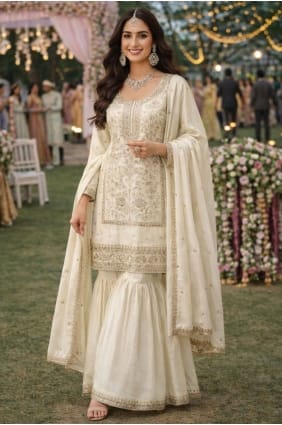 Ensemble Sharara en soie brodée blanc cassé SS1353