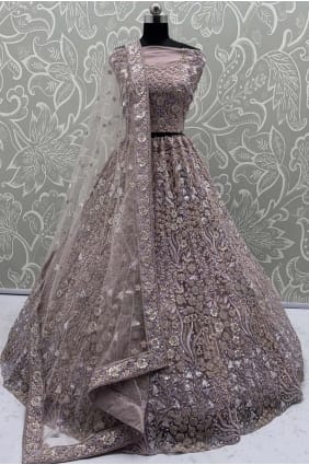 Lehenga Choli en filet brodé couleur oignon avec dupatta LC8800