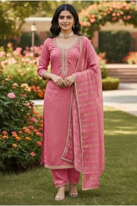 Ensemble salwar kameez Chanderi rose avec broderies SK15686