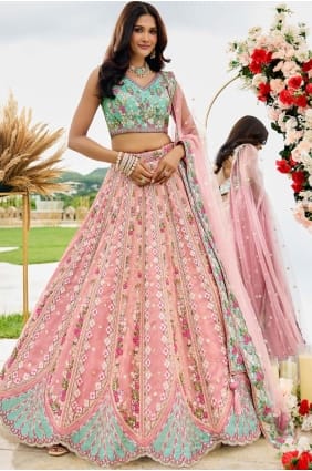 Lehenga Choli rose brodé de tissu avec Dupatta LC8781