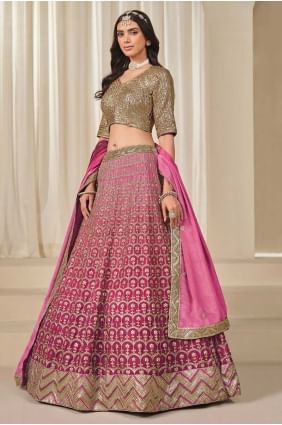 Lehenga Choli en soie rose avec broderie LC8589