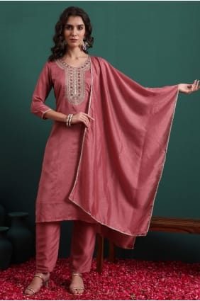 Salwar Kameez en viscose rose avec broderies SK15736