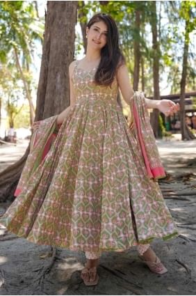 tailleur pantalon droit imprimé en mousseline verte AS4058