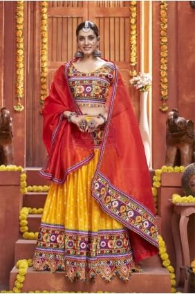 choli Navratri lehenga jaune avec coton miroir LC7191