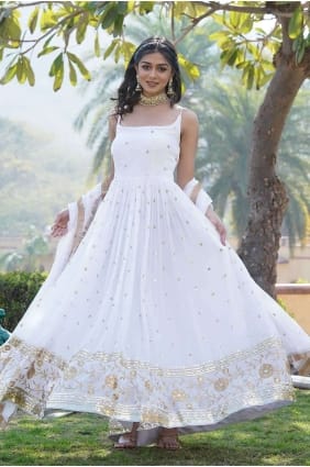 Costume Anarkali en fausse soie brodée en blanc avec Dupatta GW0854