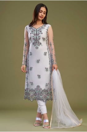 salwar kameez en filet lavande avec broderie SK154560