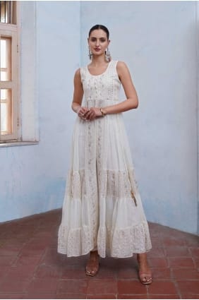 georgette salwar kameez avec broderie en blanc SK154565