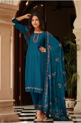 salwar kameez brodé en mousseline de soie bleue SK154591