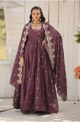 Oniin Robe en georgette brodée GW0962