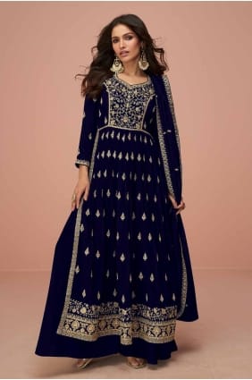 Tailleur pantalon droit bleu soie à sequins SK154669