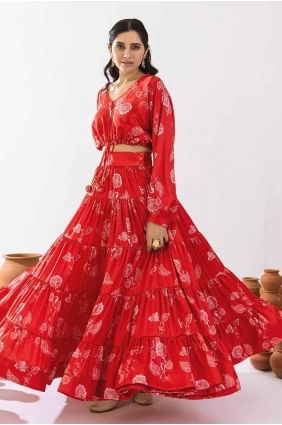 Mousseline de soie Lehenga Choli avec imprimé en échantillon rouge LC8133