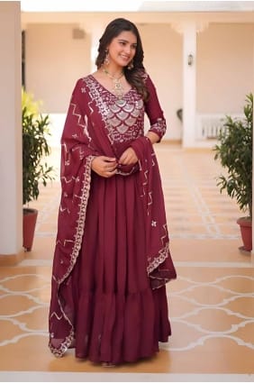 robe de soirée bordeaux brodée en georgette avec dupatta GW1070