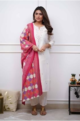 Salwar Kameez en viscose brodée en blanc avec dupatta SK155079