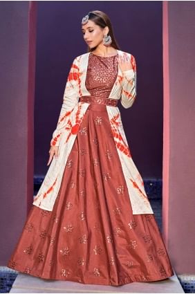 Orange Art Soie Lehenga Choli brodé LC6505