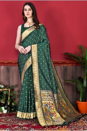 sari en soie verte avec tissage SR23954