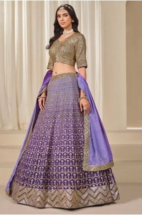 Lehenga choli violet en soie avec broderie LC8587