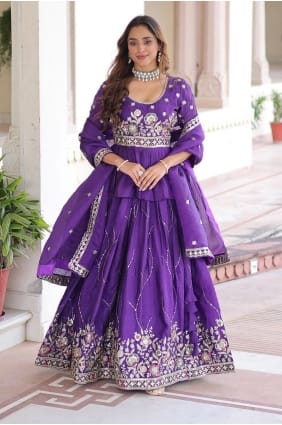 Ensemble Lehenga en soie brodée violette pour l'Aïd, avec dupatta LS084