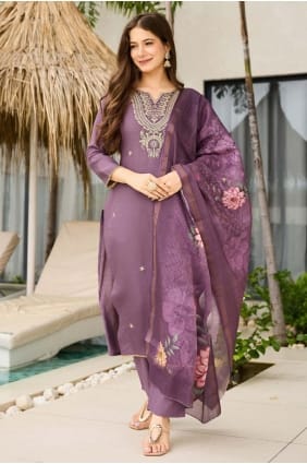 Salwar Kameez violet en viscose brodée SK155877