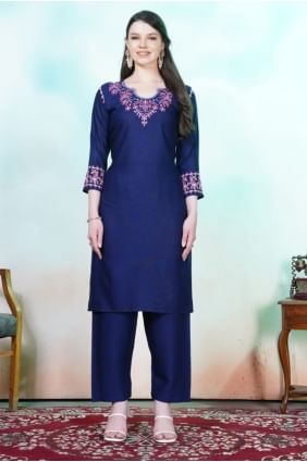 Kurti Palazzo bleu brodé en rayonne avec Dupatta KTI2673