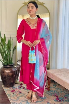 Costume droit rose brodé de rayonne avec dupatta SK155317