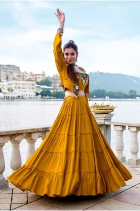 Lehenga Choli en rayonne moutarde avec miroir LC9070