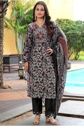 Salwar Kameez brodé en soie noire pour l'Aïd avec dupatta SK155963