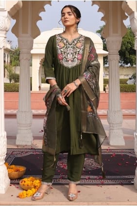 Mahendi Soie Eid Salwar Kameez avec Brodé SK155967