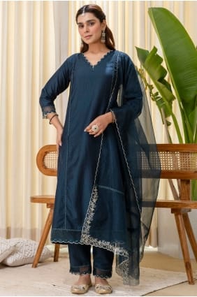 Salwar Kameez en soie brodée turquoise avec dupatta SK156087