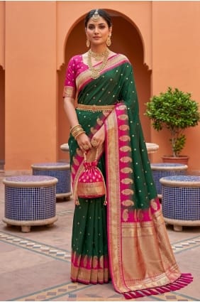 Sari en soie verte brodé de zari SR30122