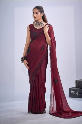 Sari en satin bordeaux orné de pierres et de sequins SR30017
