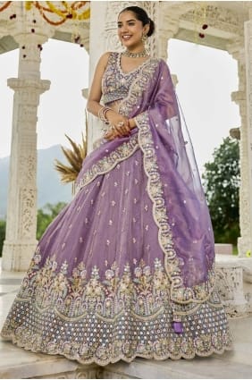 Lehenga Choli en satin brodé LC8752